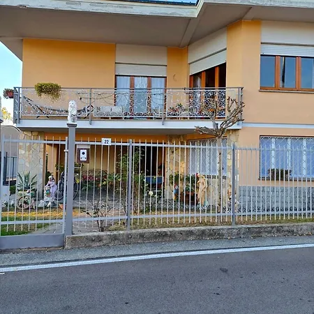 Fiore Πανσιόν Robecchetto con Induno